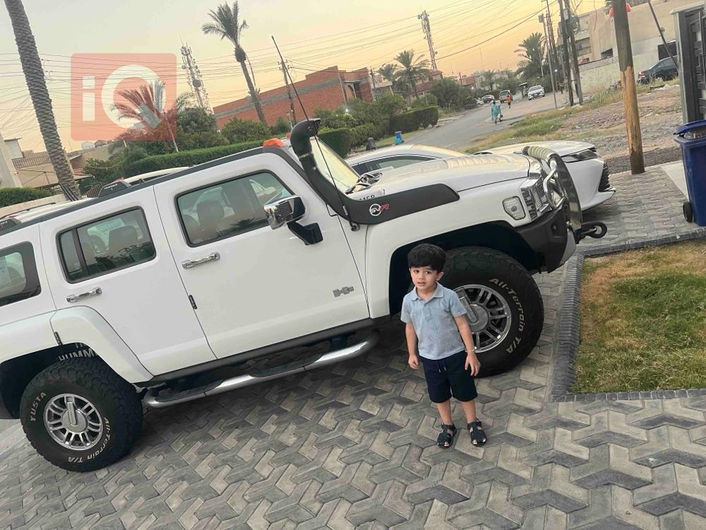 Hummer H3